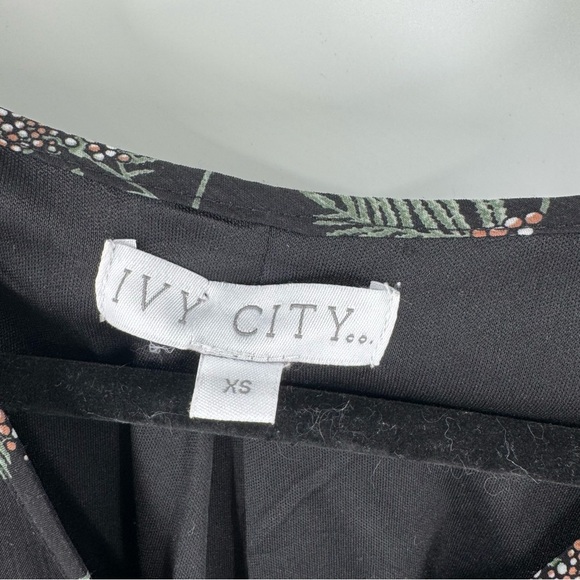 Ivy City Co Black Floral Women's Maxi Dress Size XS - Picture 4 of 10